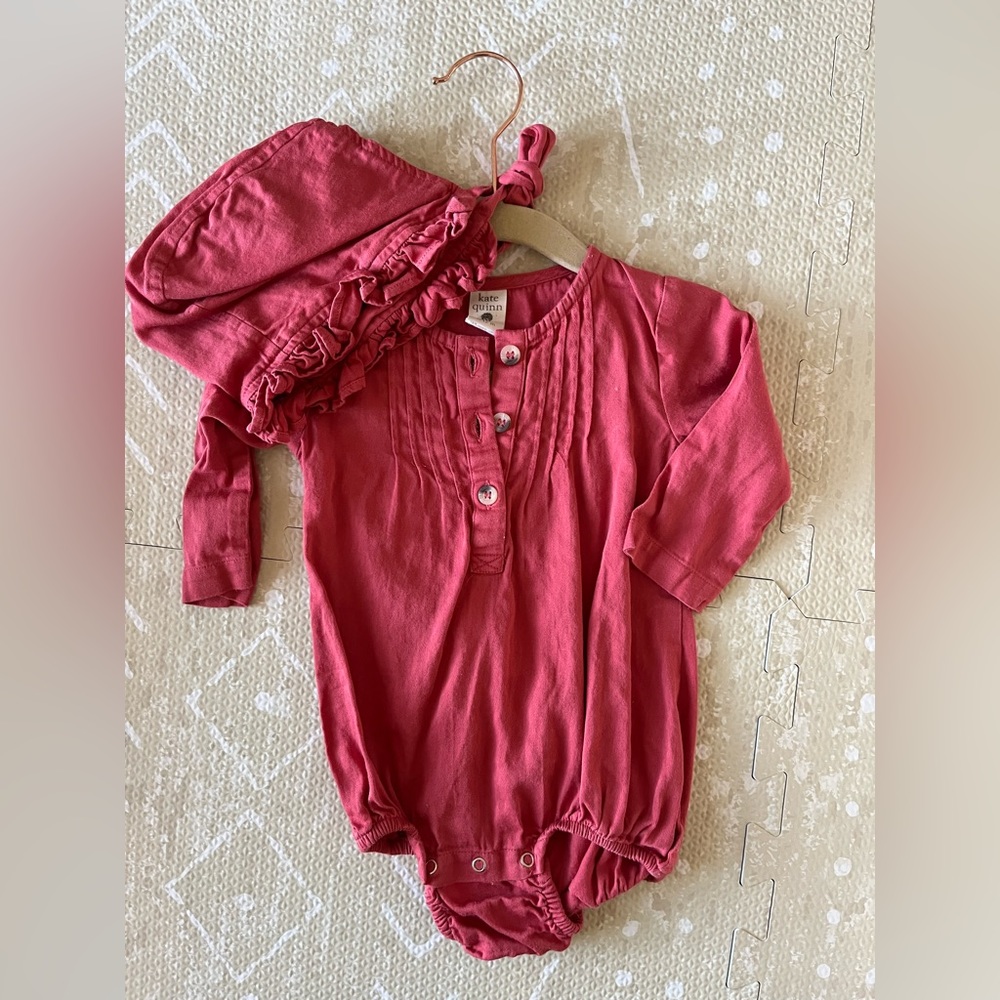 Kate Quinn set